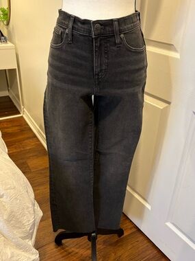 Madewell Kick Out Crop Jeans Black Raw Hem Size 26